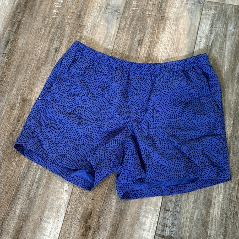 LL Bean Tidewater Shorts medium